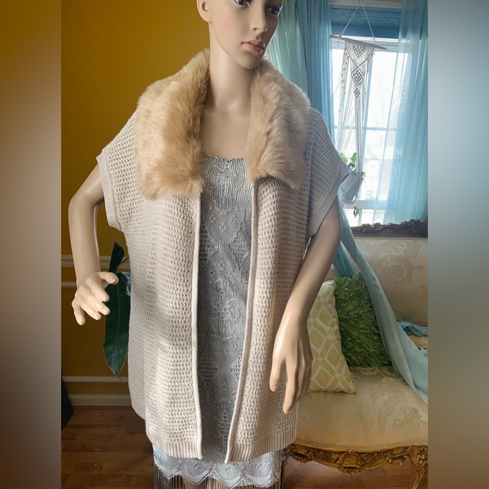 BEAUTIFUL BRAND NEW WOMENS CARDIGAN TALBOTS BRAND MEDIUM